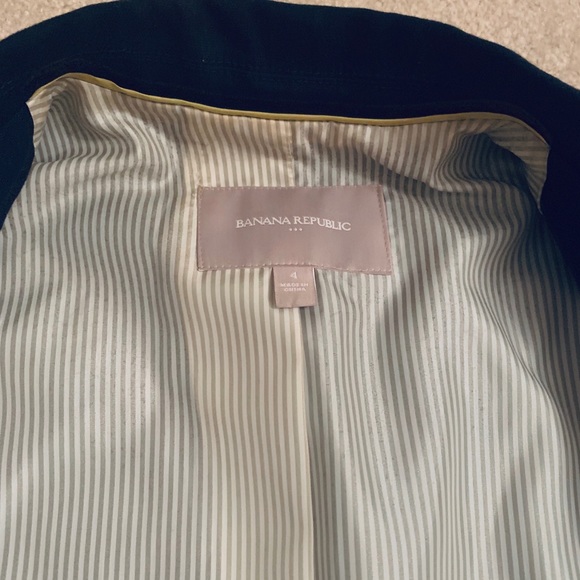 Banana Republic jacket with gold buttons - Picture 7 of 9